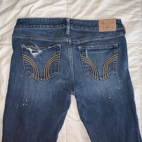 Hollister ripped skinny jeans - Picture 3 of 3